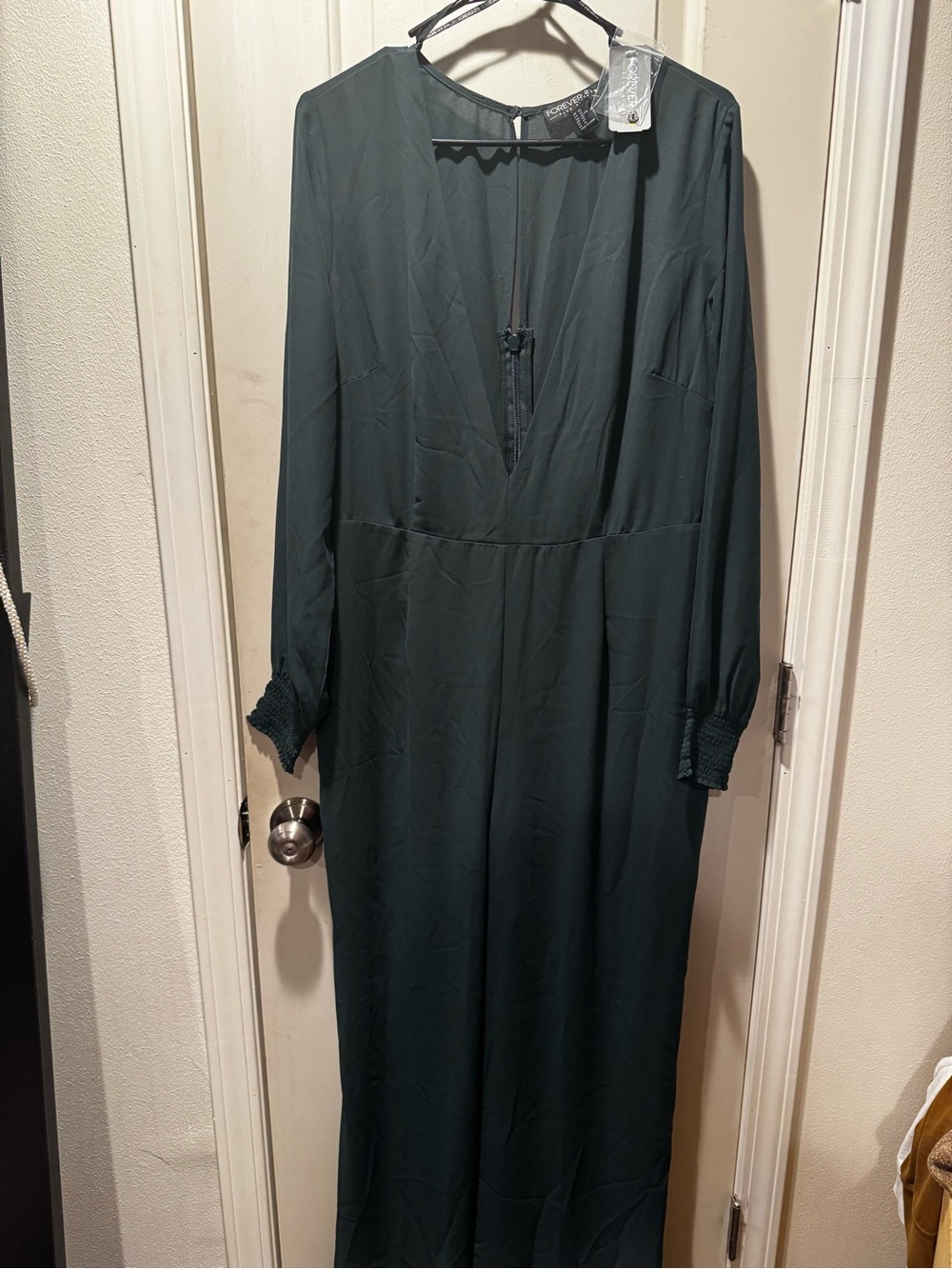 Forever 21 Forest Green Long Sleeve Maxi Dress